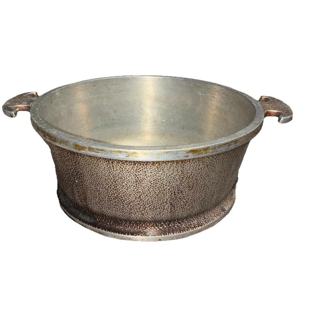 Vintage Guardian Service‎ Pot Hammered Aluminum  8" Casserole No Lid